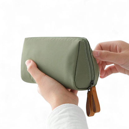Mini Cosmetic & Accessories Pouch – Travel Makeup Bag for Daily Essentials